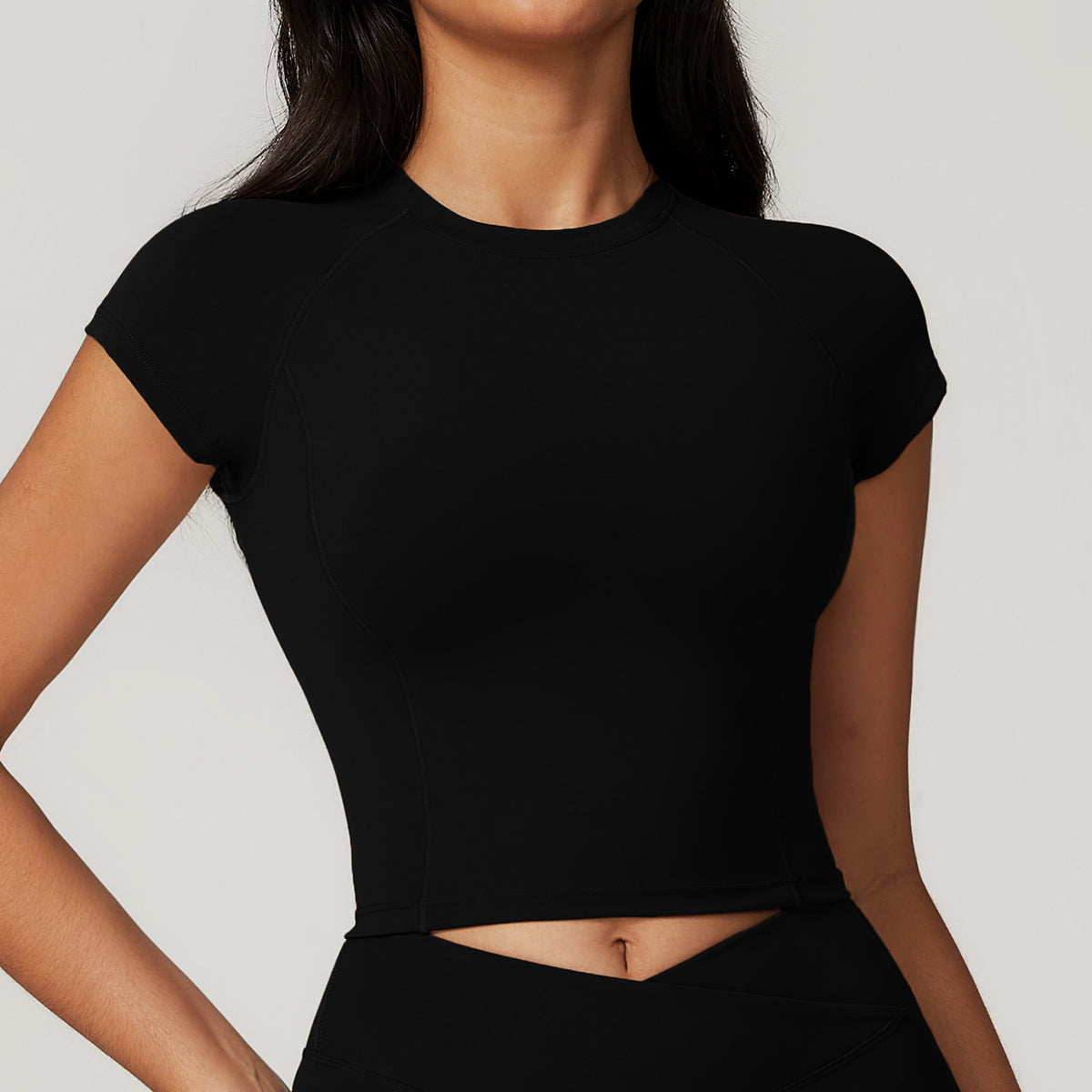 Lunéa Camiseta Deportiva Crop Manga Corta Ajustada Mujer Tejido Reciclado